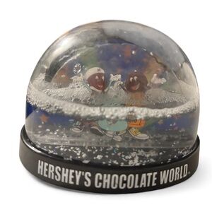 Hershey’s Chocolate World Reese’s Snow Globe Collectible Candy Pennsylvania Park